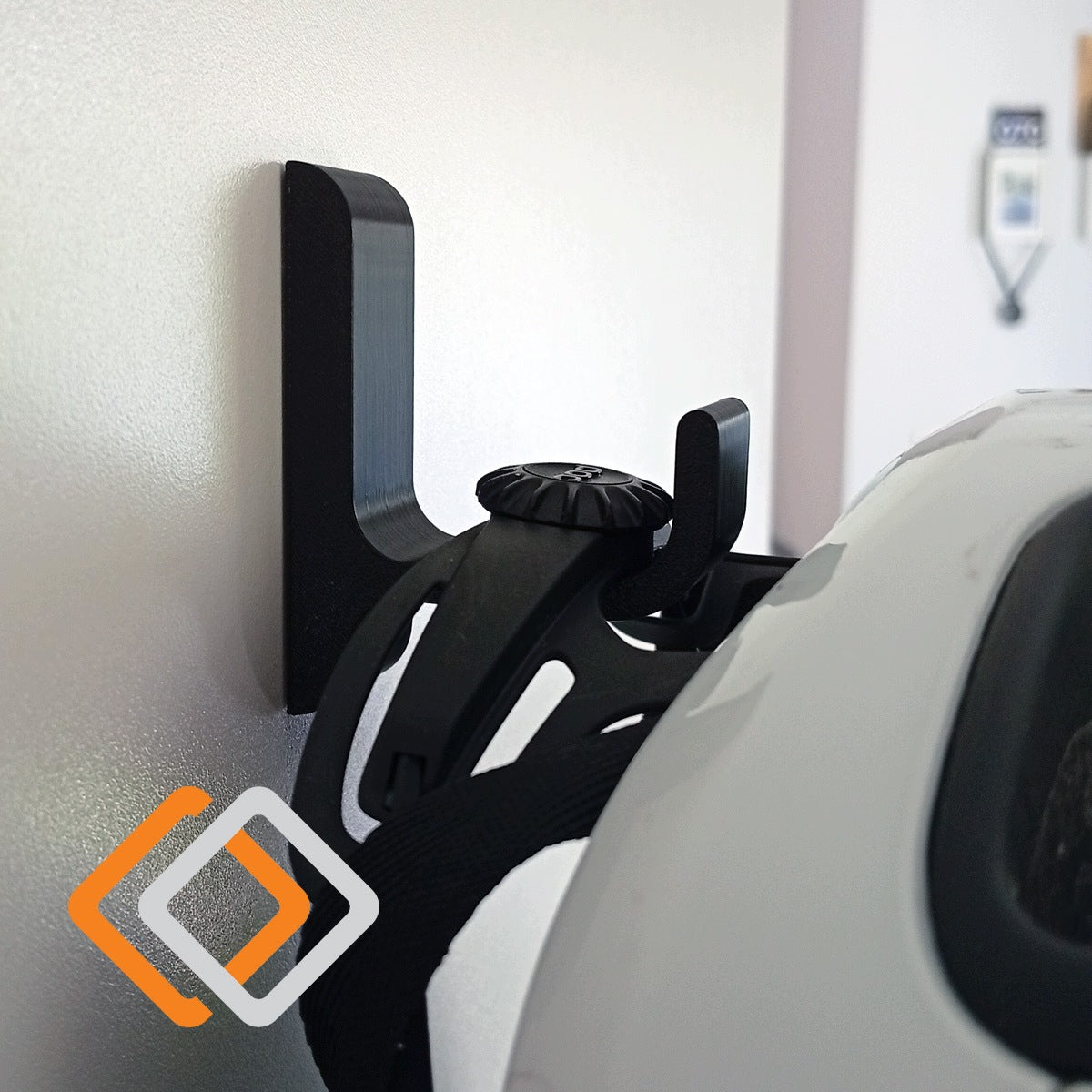 Hanger wall mount for bicycle helmet - invisible installation Manufacturer code Wieszak uchwyt na kask rowerowy