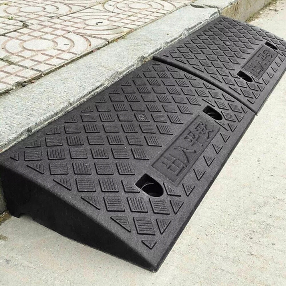 Heavy duty non-slip curb ramp for motorcycle and scooter