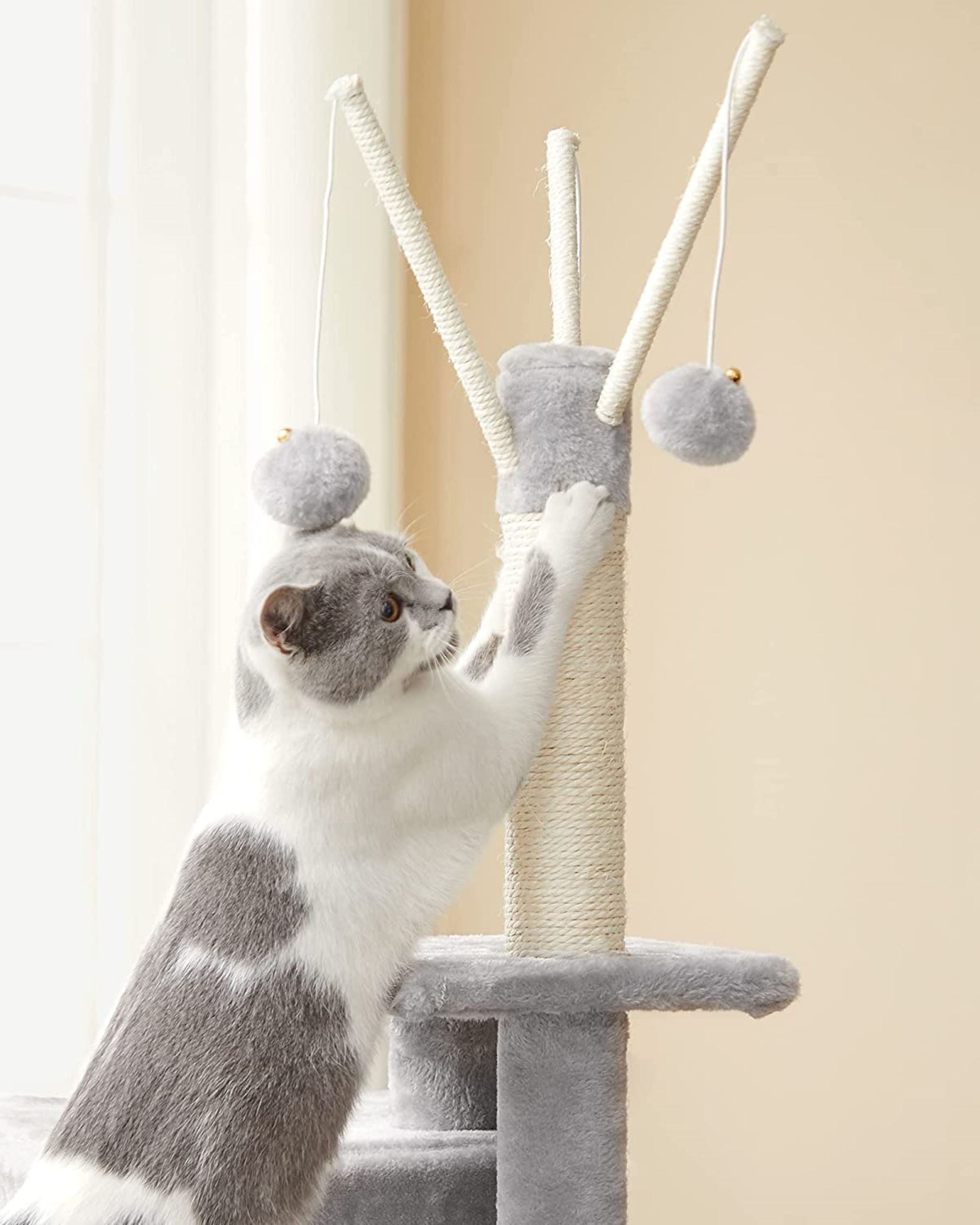 High scratcher, bed, scratching post, tower Feandrea 101 - 160 cm Manufacturer code Drapak dla kota: Wysoka wieża, duży słupek.
