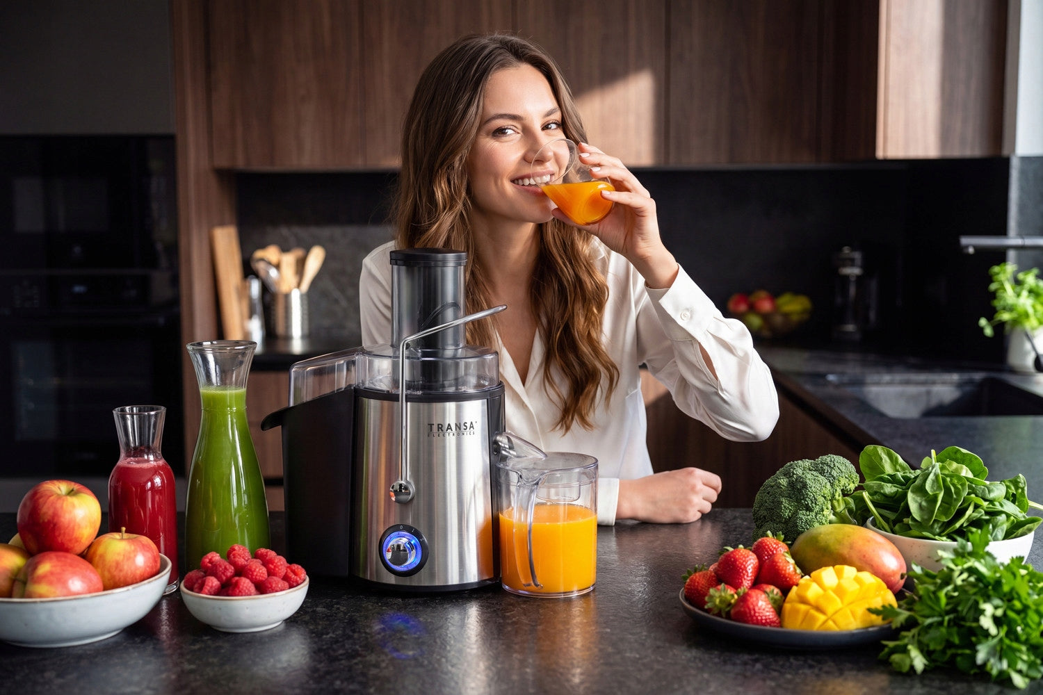 High-speed juicer for fruits and vegetables FreshJuice TRANSA 1400W Model FreshJuice