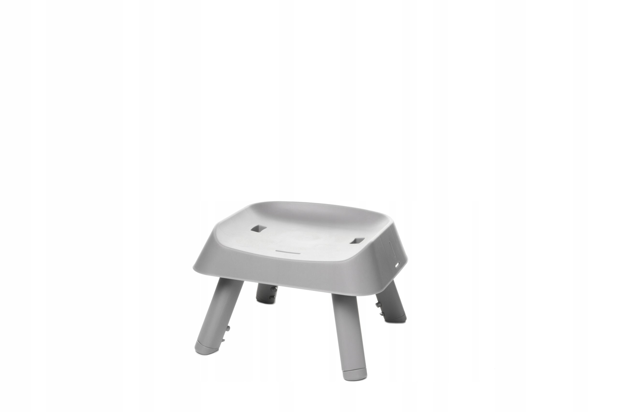 Highchair 4Baby Master Camel Color shades of brown and beige shades of gray and silver