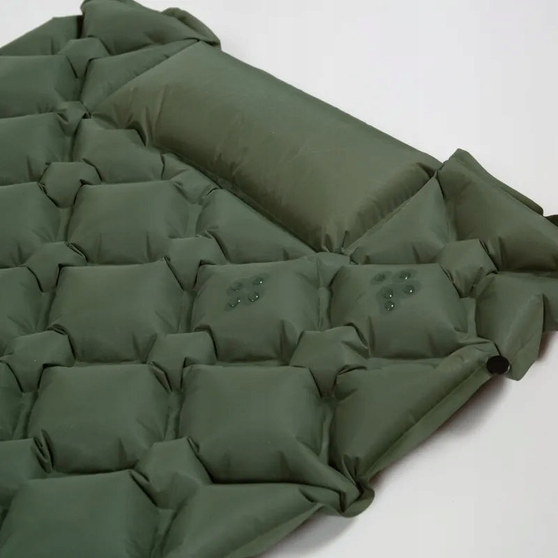 Hiking Mattress Trekking Inflatable with Pump - MILITARY GREEN Manufacturer code Materac trekkingowy lekki z pompką