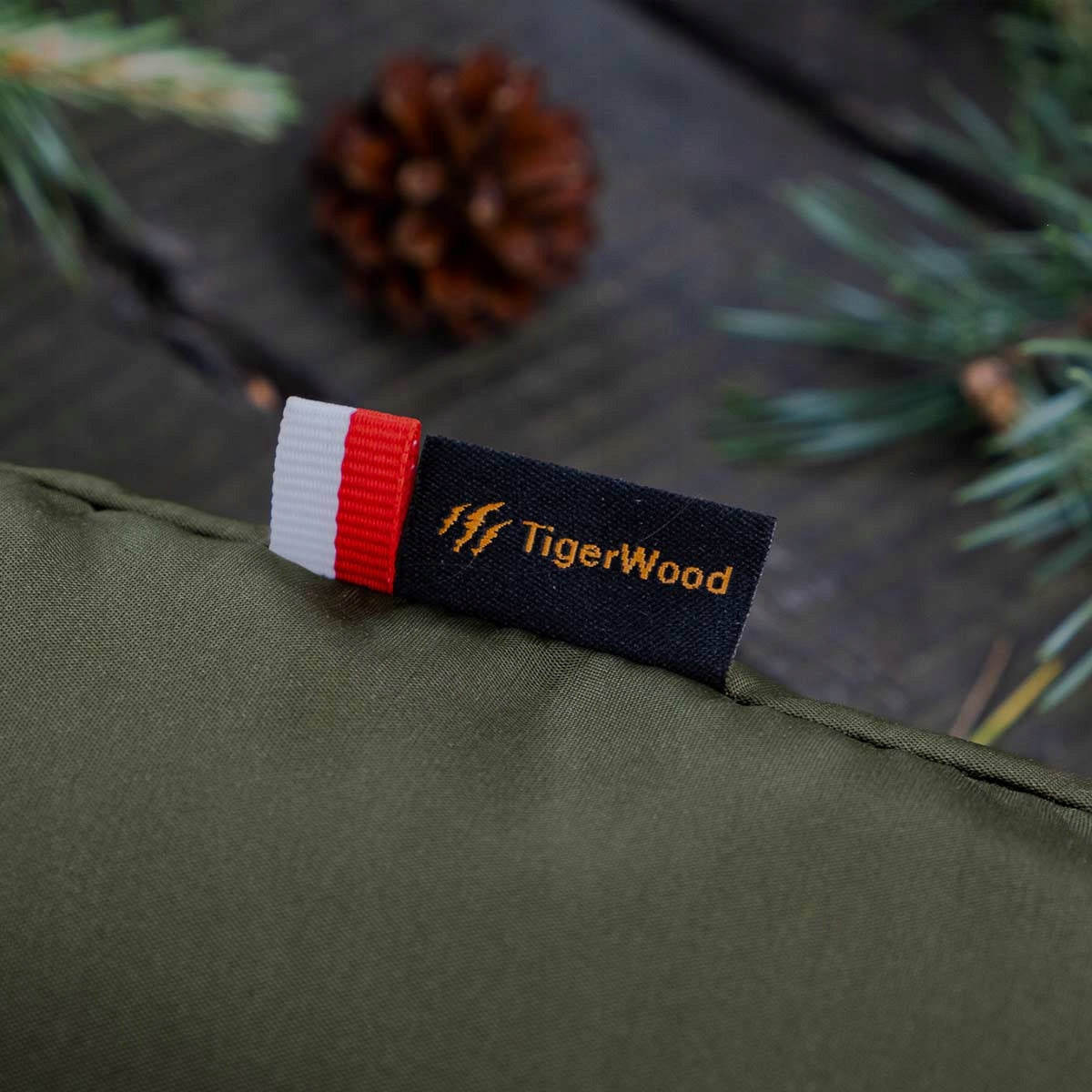 Hiking hammock for camping TigerWood Dragonfly V1 Long Olive - with mosquito net Manufacturer code Ważka V1 Long Olive - z moskitierą