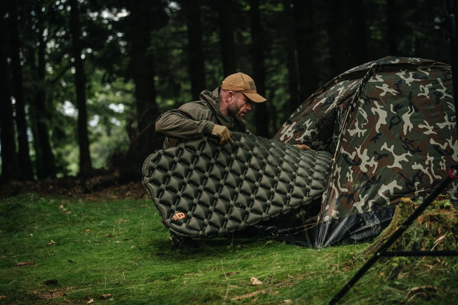 Hiking mattress Badger Outdoor 188 x 58 cm - Olive Manufacturer code BO-ITSP1-OLV
