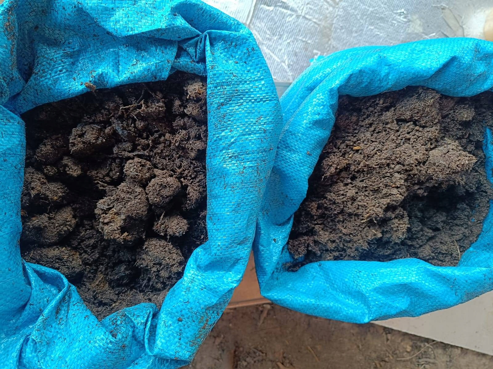 Horse manure 20 kg - organic composted for orchard, garden, vegetables