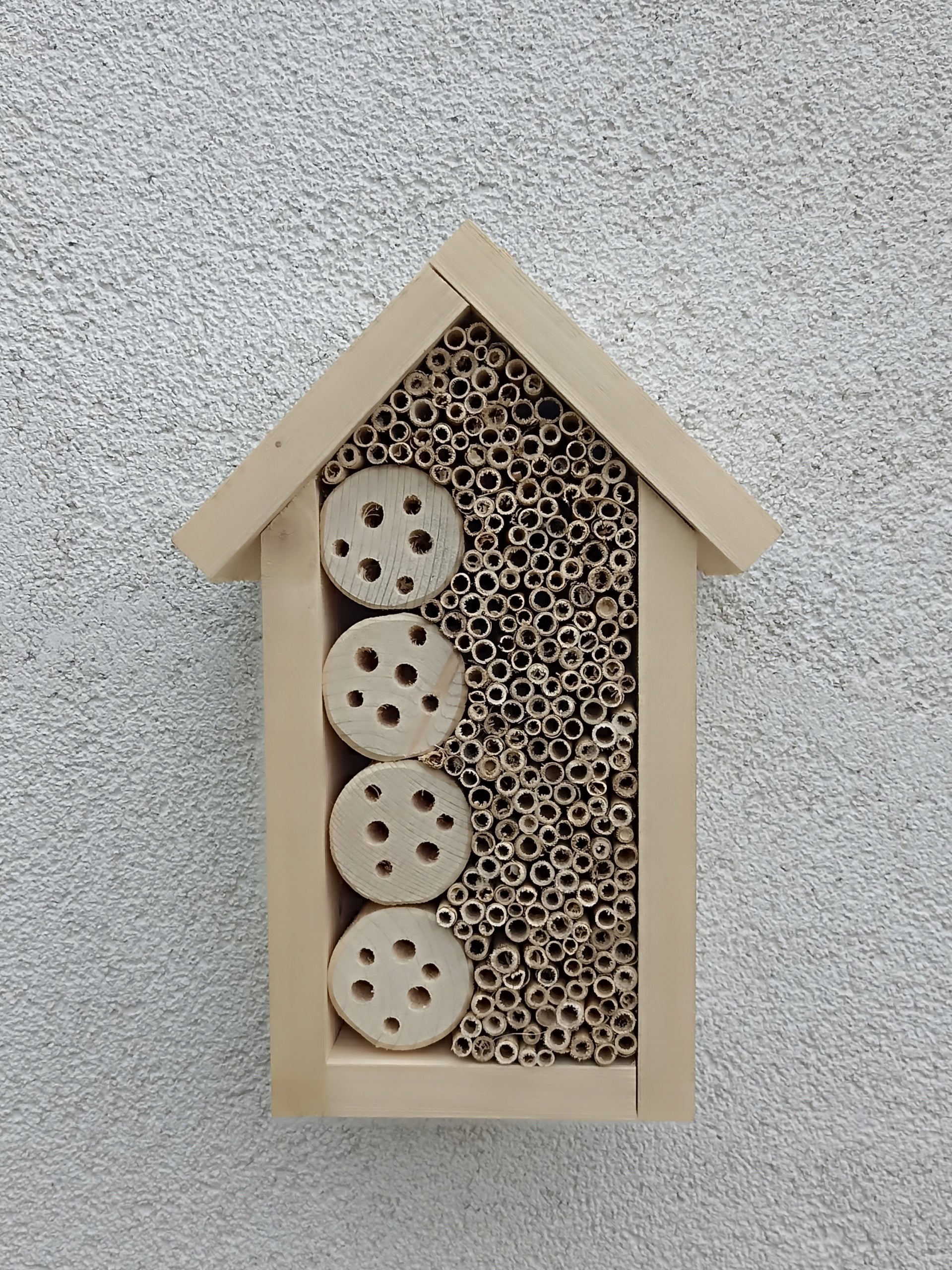 Hotel house for insects bees scissor pollinators natural Manufacturer code 4kn