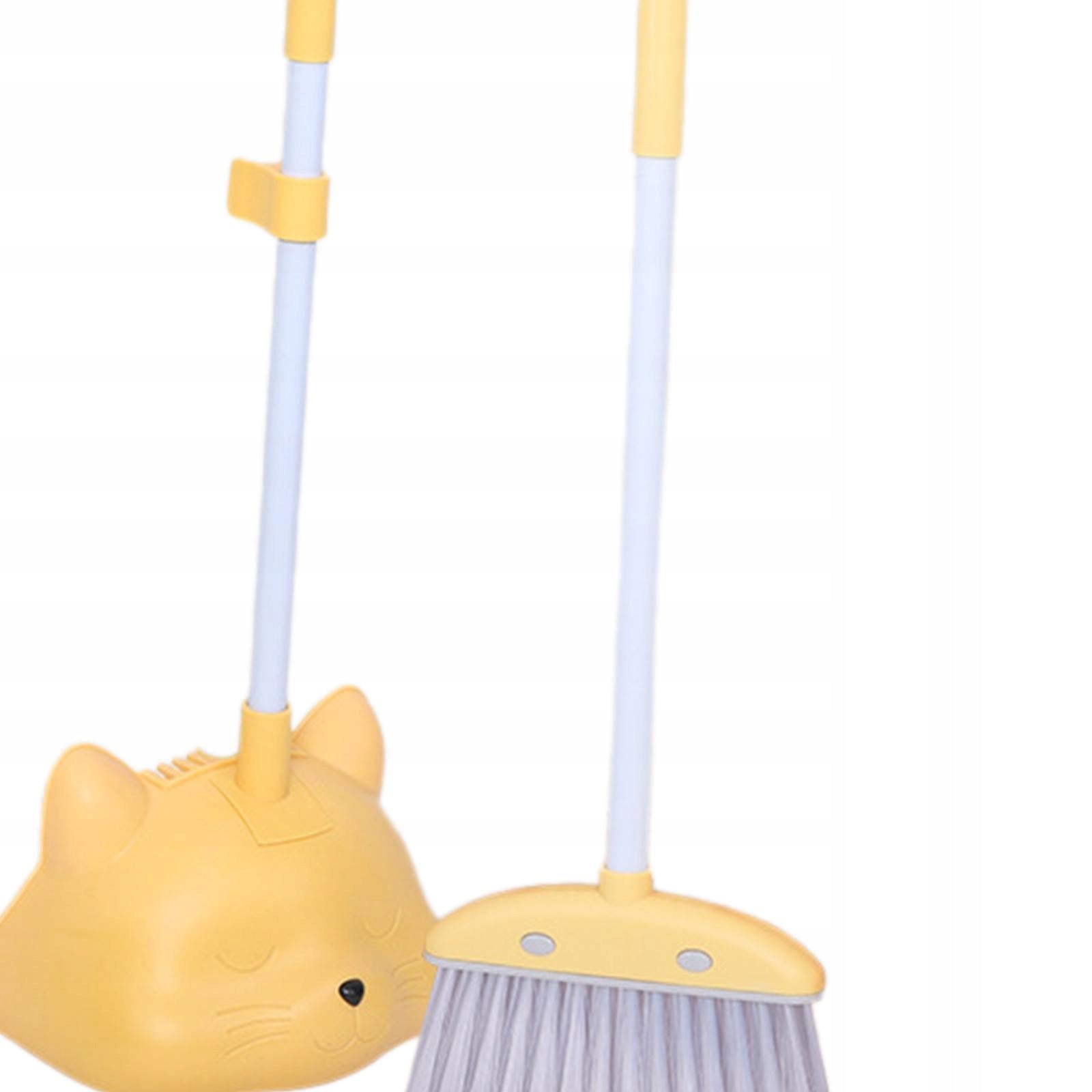 Household Mini Kids Broom and Dustpan Set Educational Toy Light Yellow Packaging status original