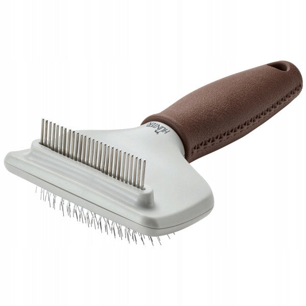 Hunter Brush with comb for combing M Brand Hunter