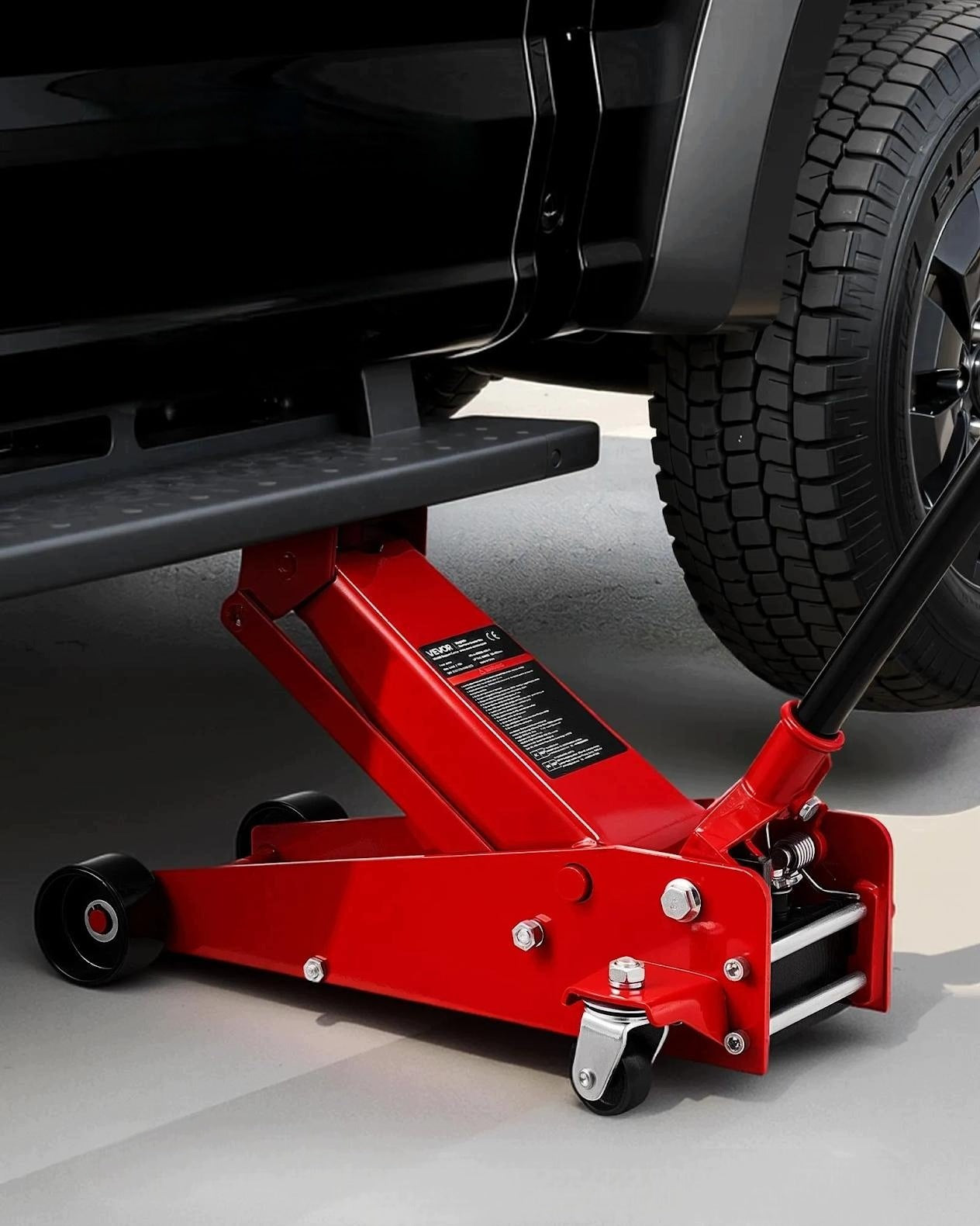 Hydraulic car lift max 3 t red strong low profile Minimum lifting height 130 mm