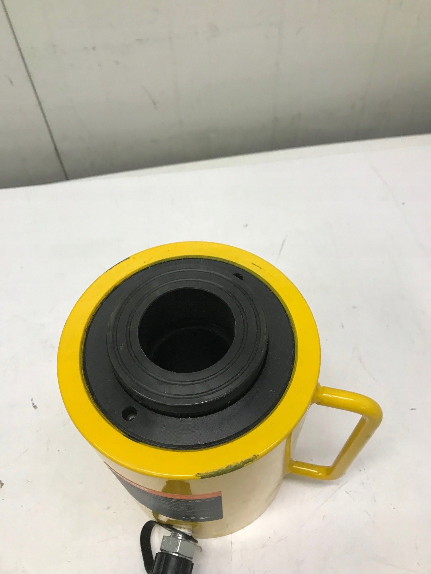 Hydraulic cylinder 60T 2-inch Vevor (60T 5.1 cm empty) Brand no brand