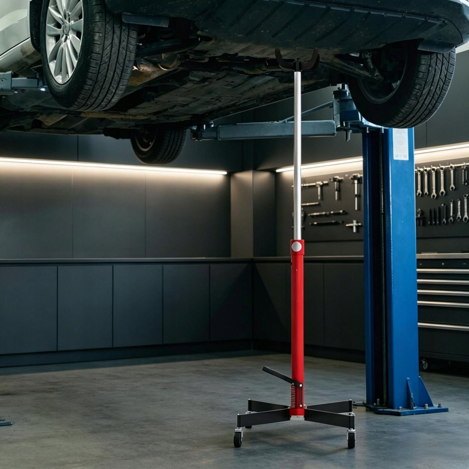 Hydraulic workshop lift 500 kg with movable castors Product weight with unit packaging 25 kg