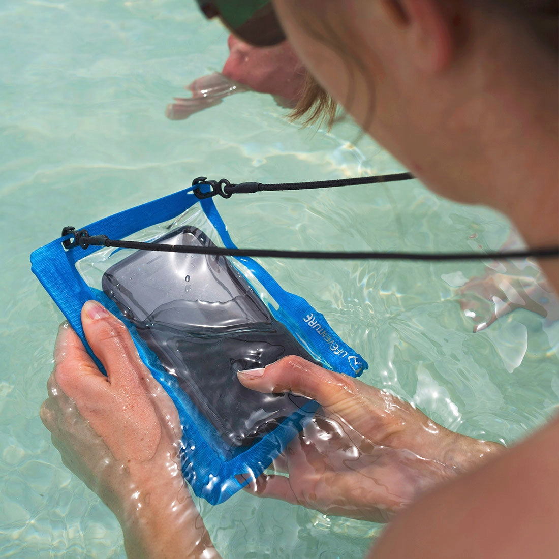 Hülle Lifeventure Hydroseal Handyhülle 