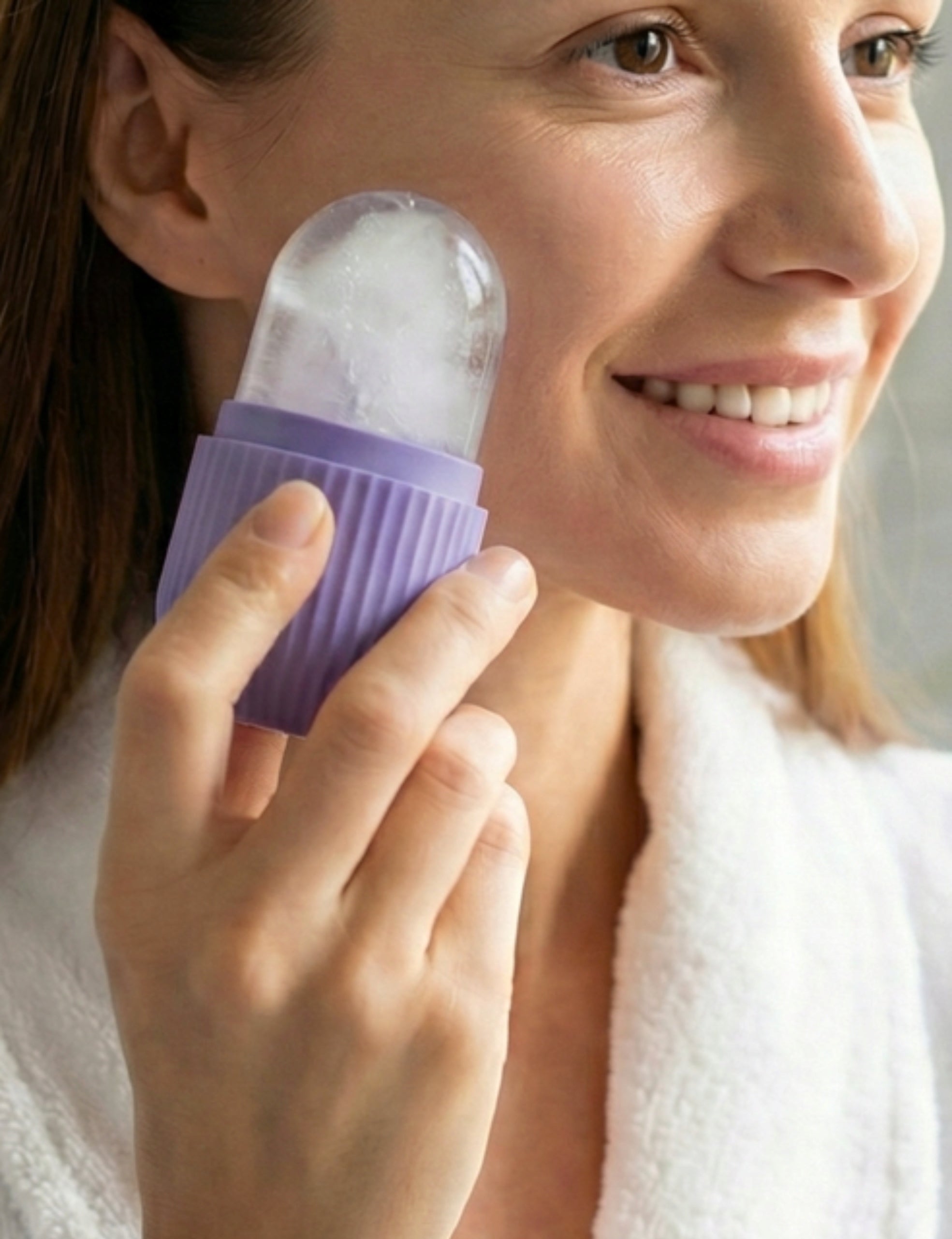 ICE CUBE ICE MASSAGER FOR FACE AND NECK ICE MASSAGE COOLING PURPLE Medical device no