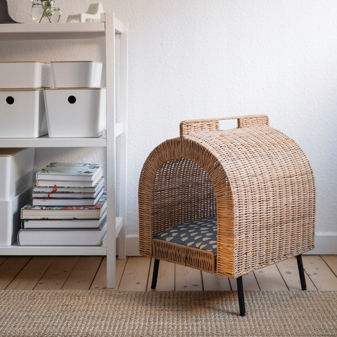 IKEA UTSADD Cat house Booth with legs rattan 53 cm Trade name UTSÅDD
