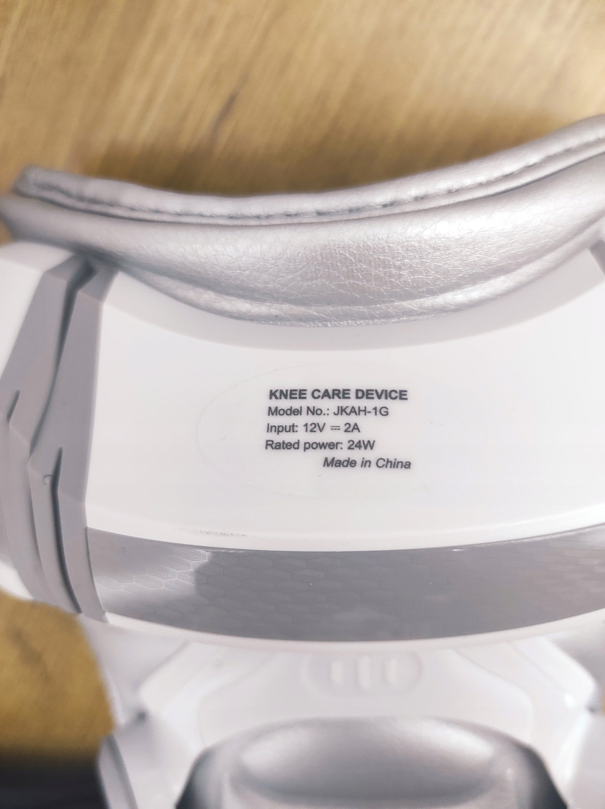 IKeener 3-in-1 Knee and Elbow Neck Massager with Cushions Packaging status original