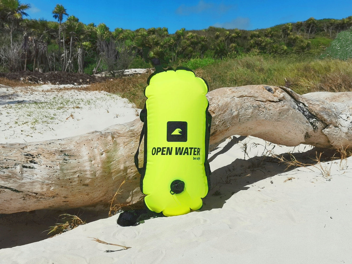 INFLATABLE BOOODY - SWIMMING BUOY - SWIMMING BUOY - YELLOW EAN (GTIN) 5906874150467