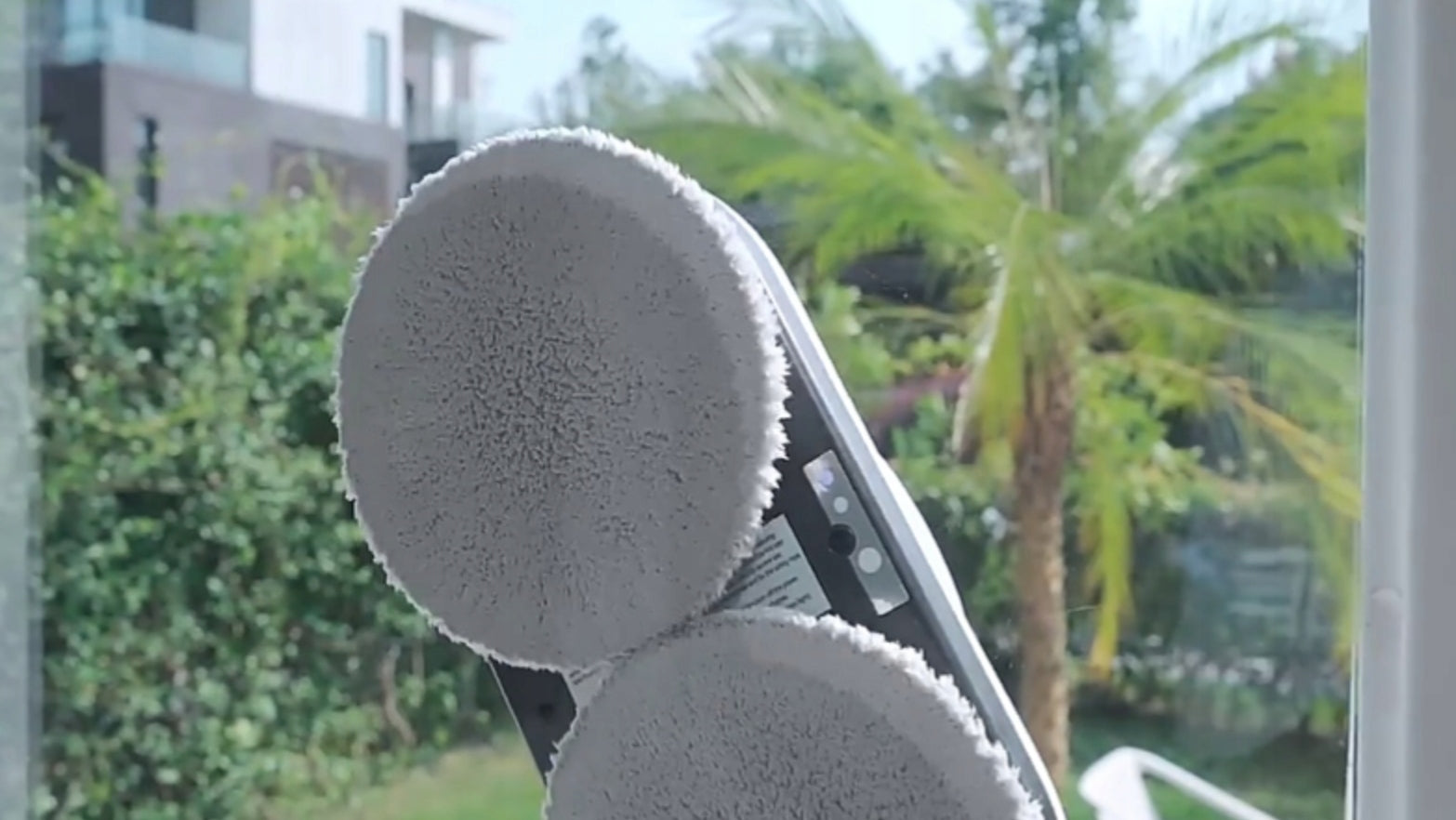 INTELLIGENT ROBOT WINDOW CLEANER MIRROR SET 90W Brand no brand