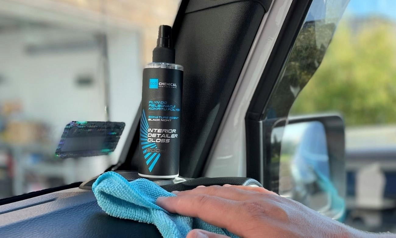 INTERIOR DETAILER GLOSS DRESSING FOR PLASTICS 1L Ecochemical Manufacturer Ecochemical