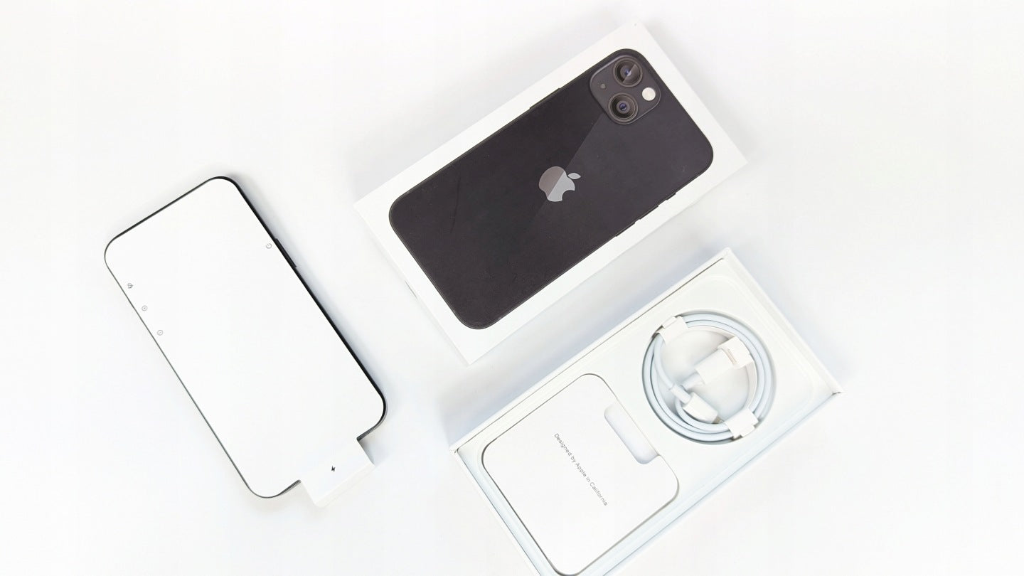 IPHONE 13 4GB 512GB Factory Foil, Full Set Charger included no