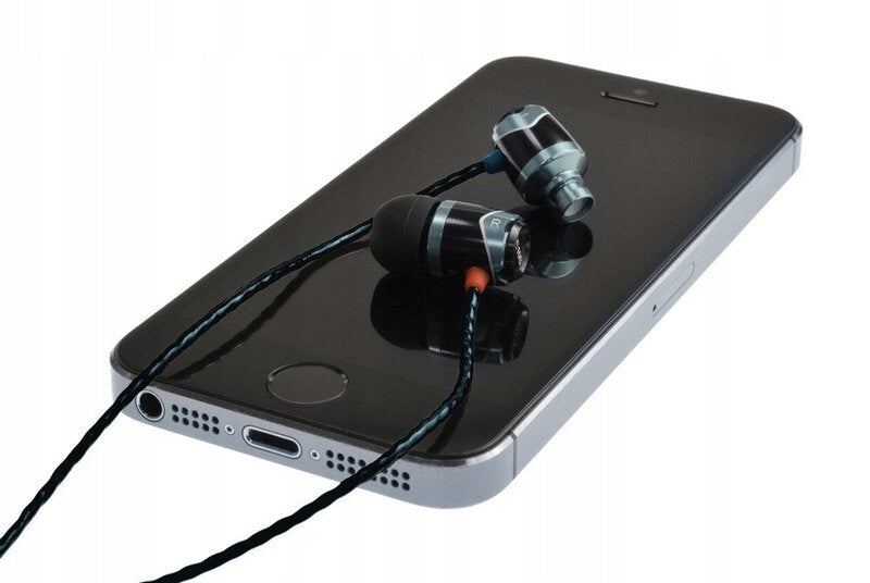 In-ear headphones SOUNDMAGIC E10 Black-grey Brand SoundMAGIC