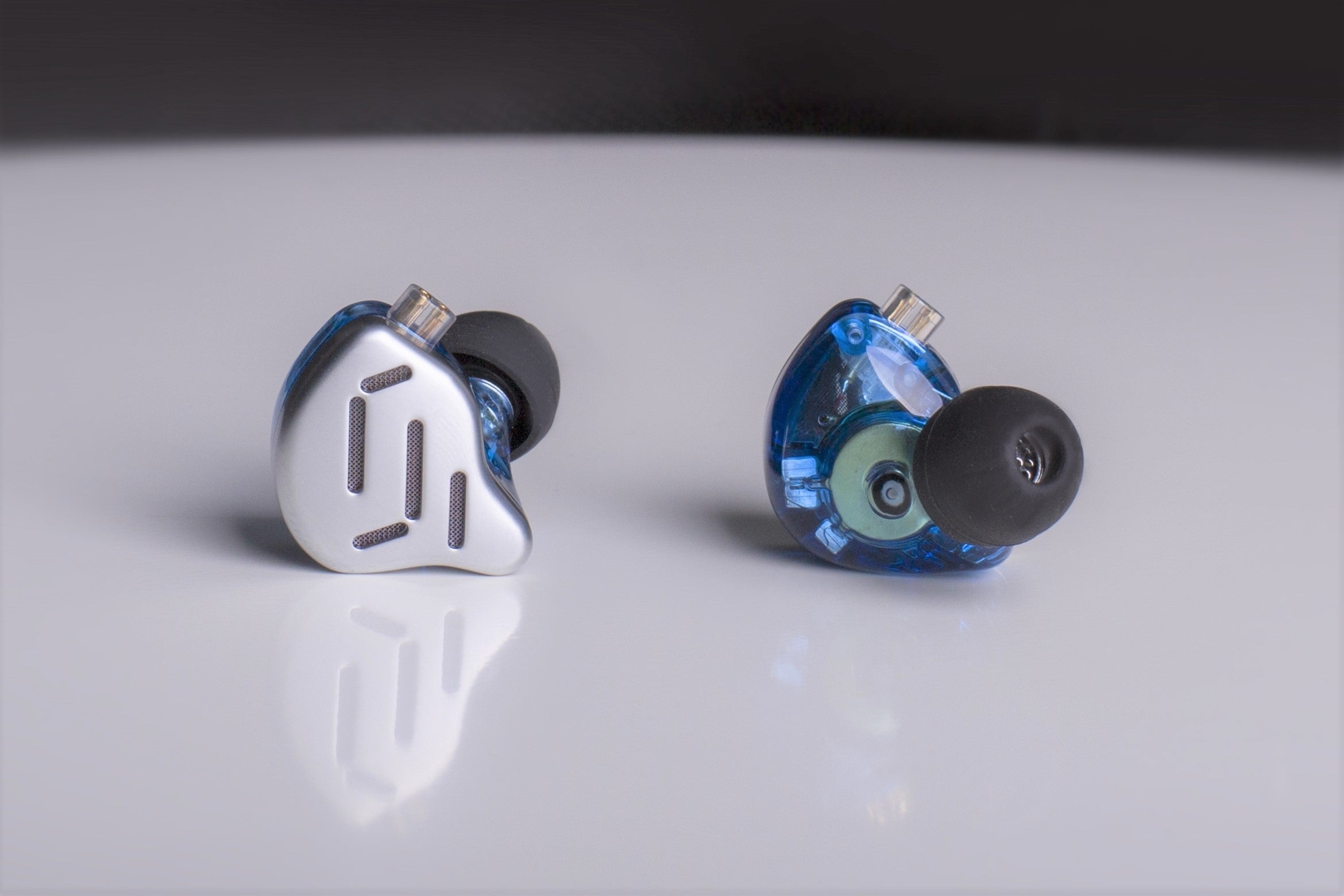 In-ear headphones monitors KZ ZAX phenomenal hybrid 2DD 14BA + FREEBIE EAN (GTIN) 6970493061311