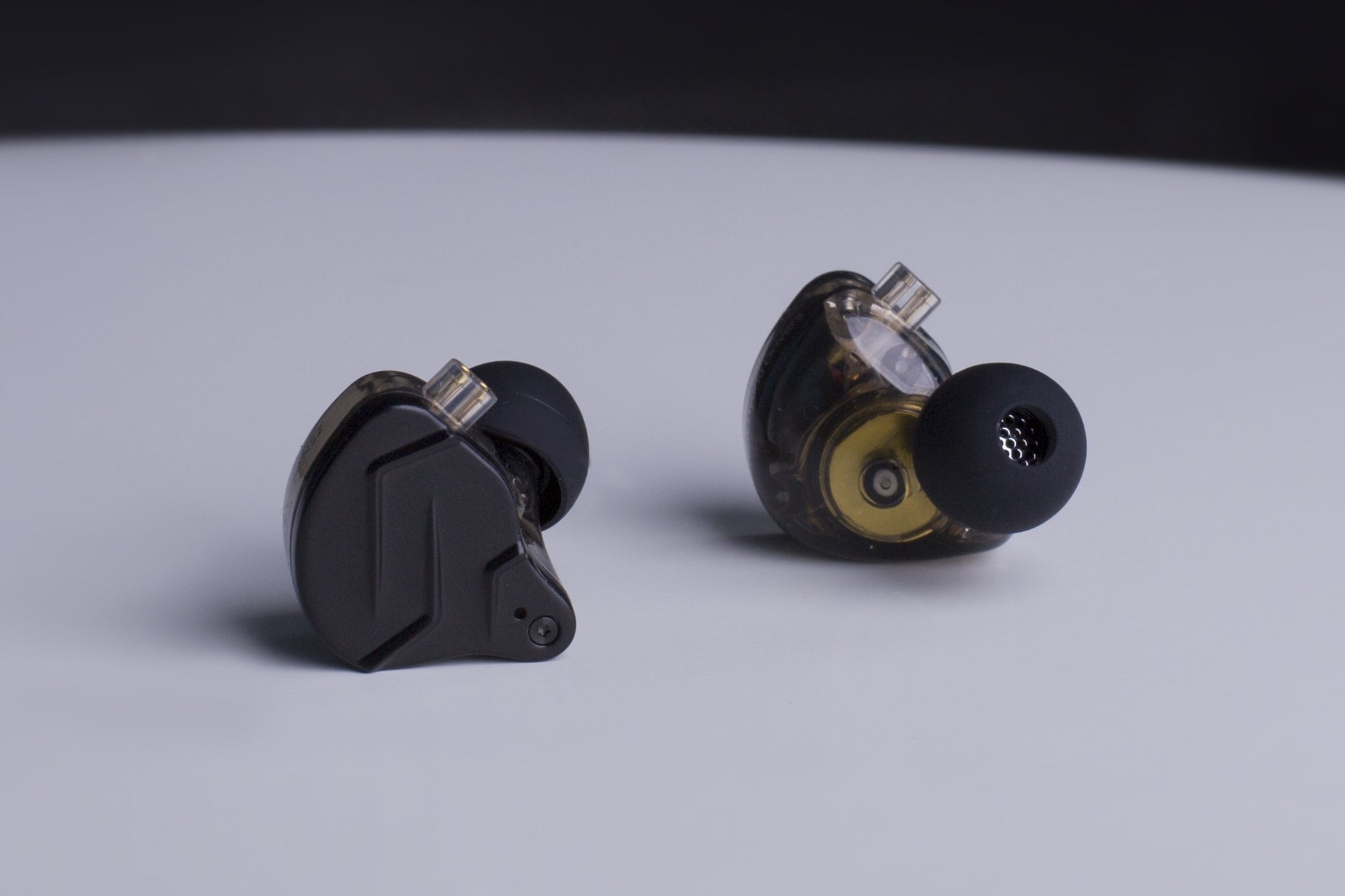 In-ear headphones monitors KZ ZSN PRO X new improved sound Packaging status original