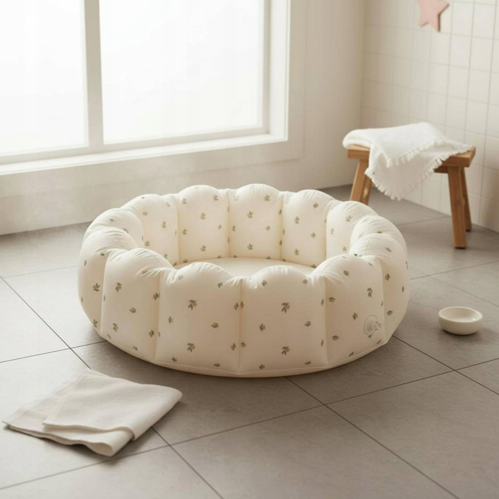 Inflatable Baby Bath Pool Floral Print PVC Baby Bath Pool 90 Cm Gender unisex