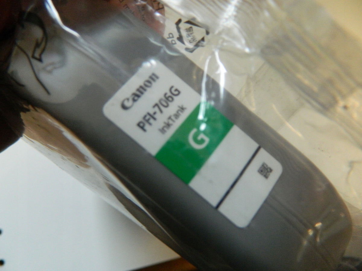 Ink Canon PFI-706G Green Original for iPF8300 Packaging status original