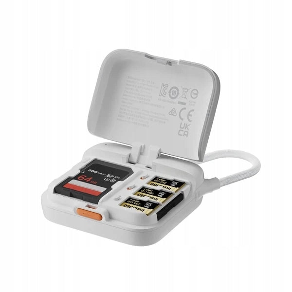 Insta360 2-in-1 Card Reader + Case | Memory Card Reader with Case Packaging status original