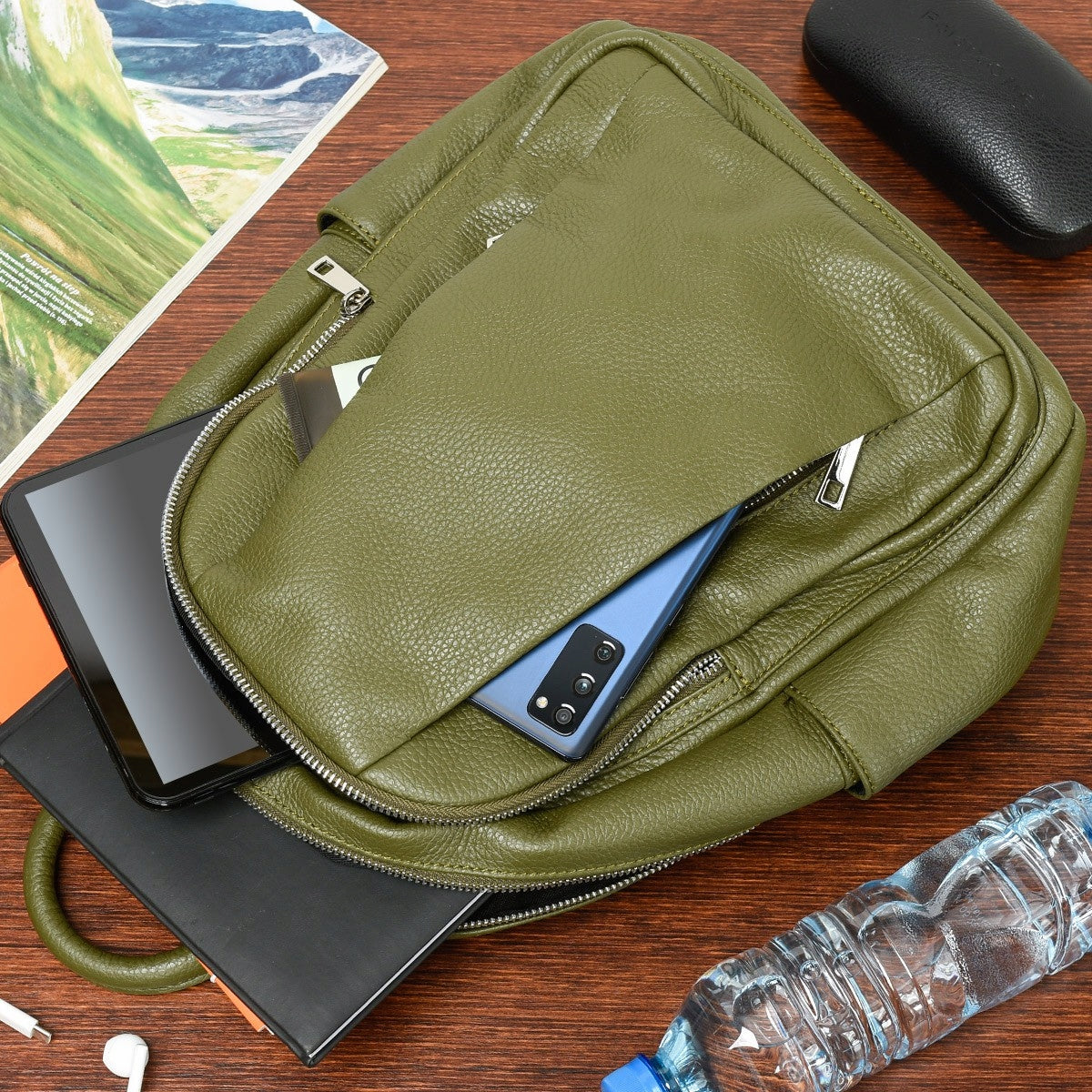 Italian Leather Backpack A4 Women's Lots of Pockets Olive C79 Packaging status original