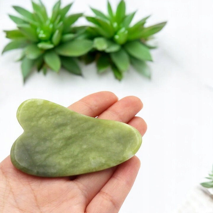 JADE STONE GUA SHA PLATE WITH JADE FACE MASSAGER NATURAL Color green