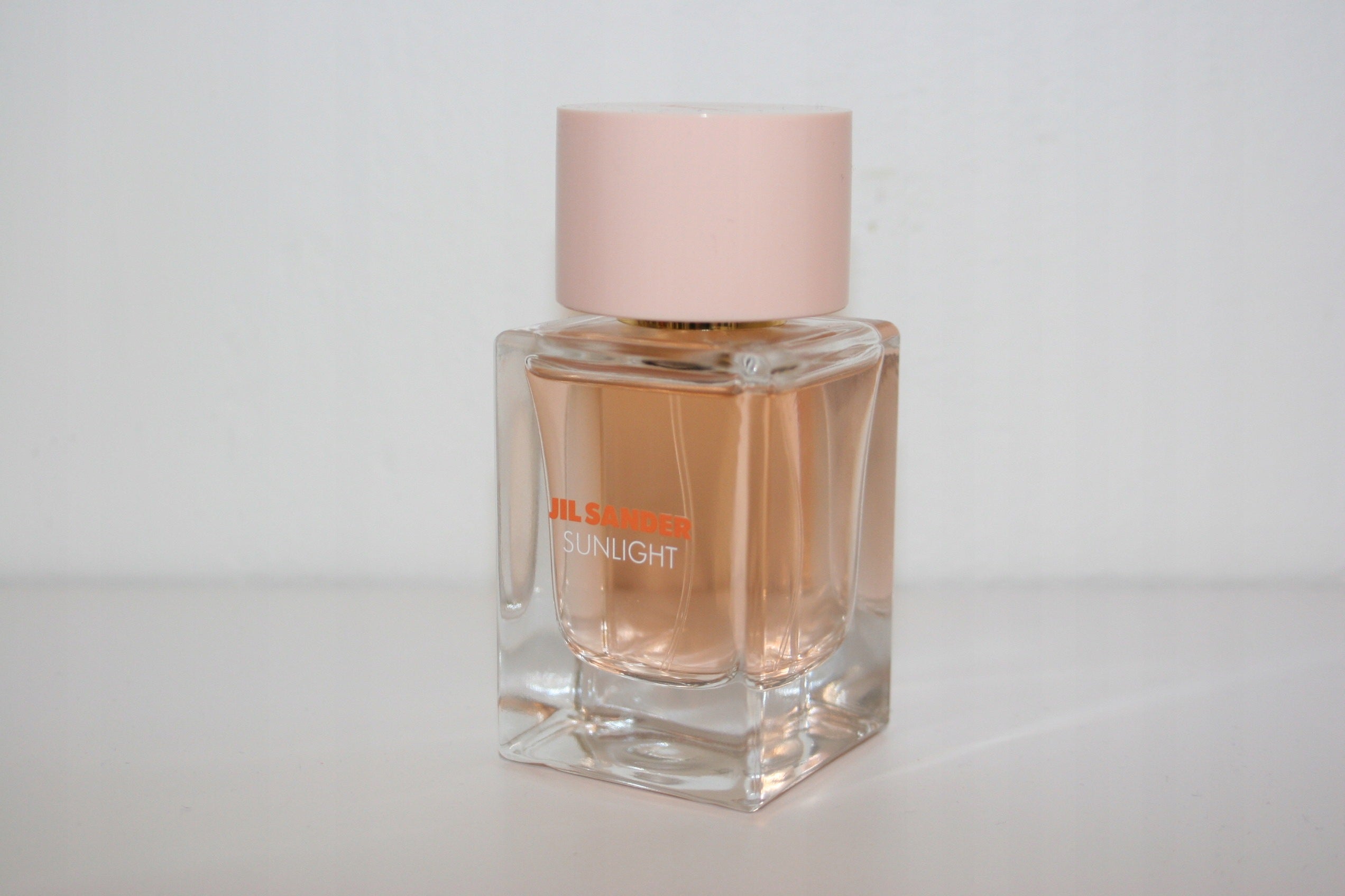 JIL SANDER SUNLIGHT GRAPEFRUIT & ROSE EAU DE TOILETTE 60 ML Manufacturer code 1049