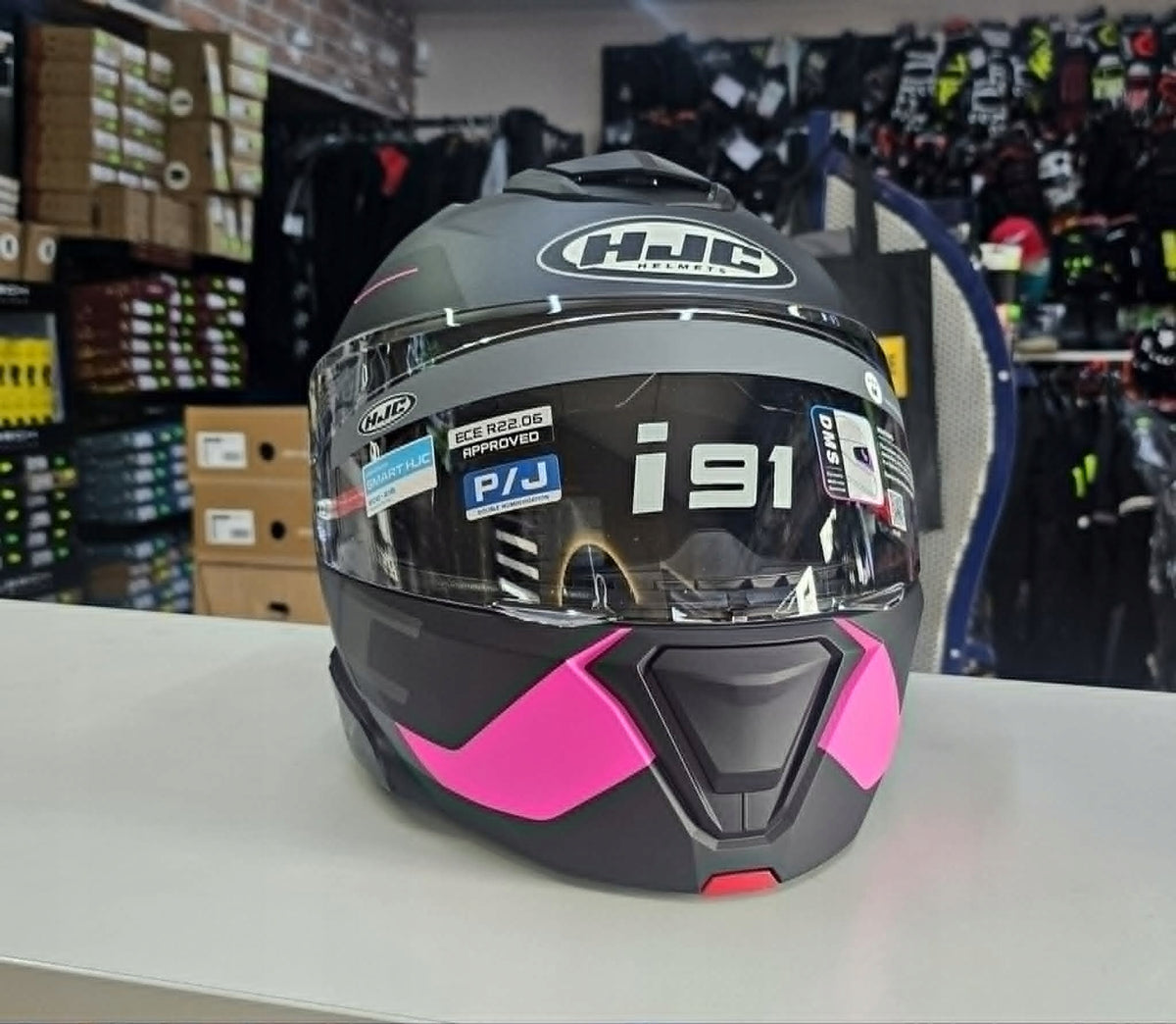 Jaw helmet HJC I91 black/pink CARST size S Model i91 Crast