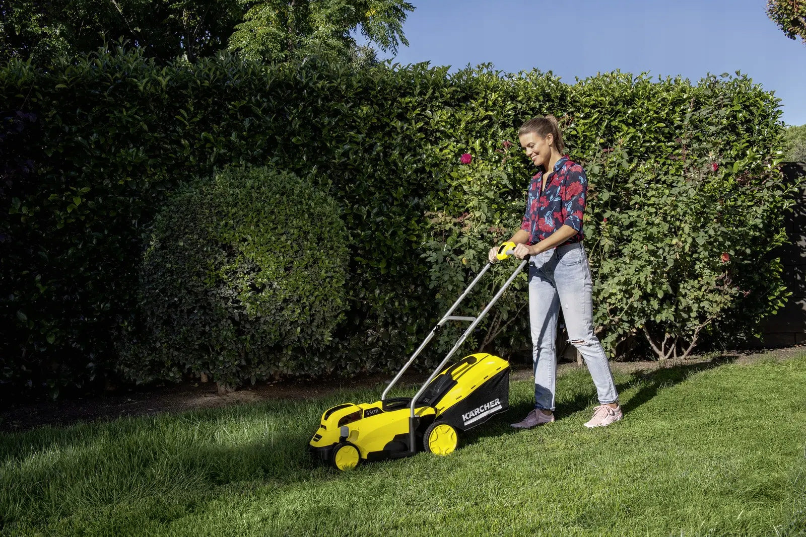 KARCHER LMO 18-33 SET CORDLESS LAWN MOWER WITH 5Ah BATTERY AND CHARGER Basket capacity 35 l