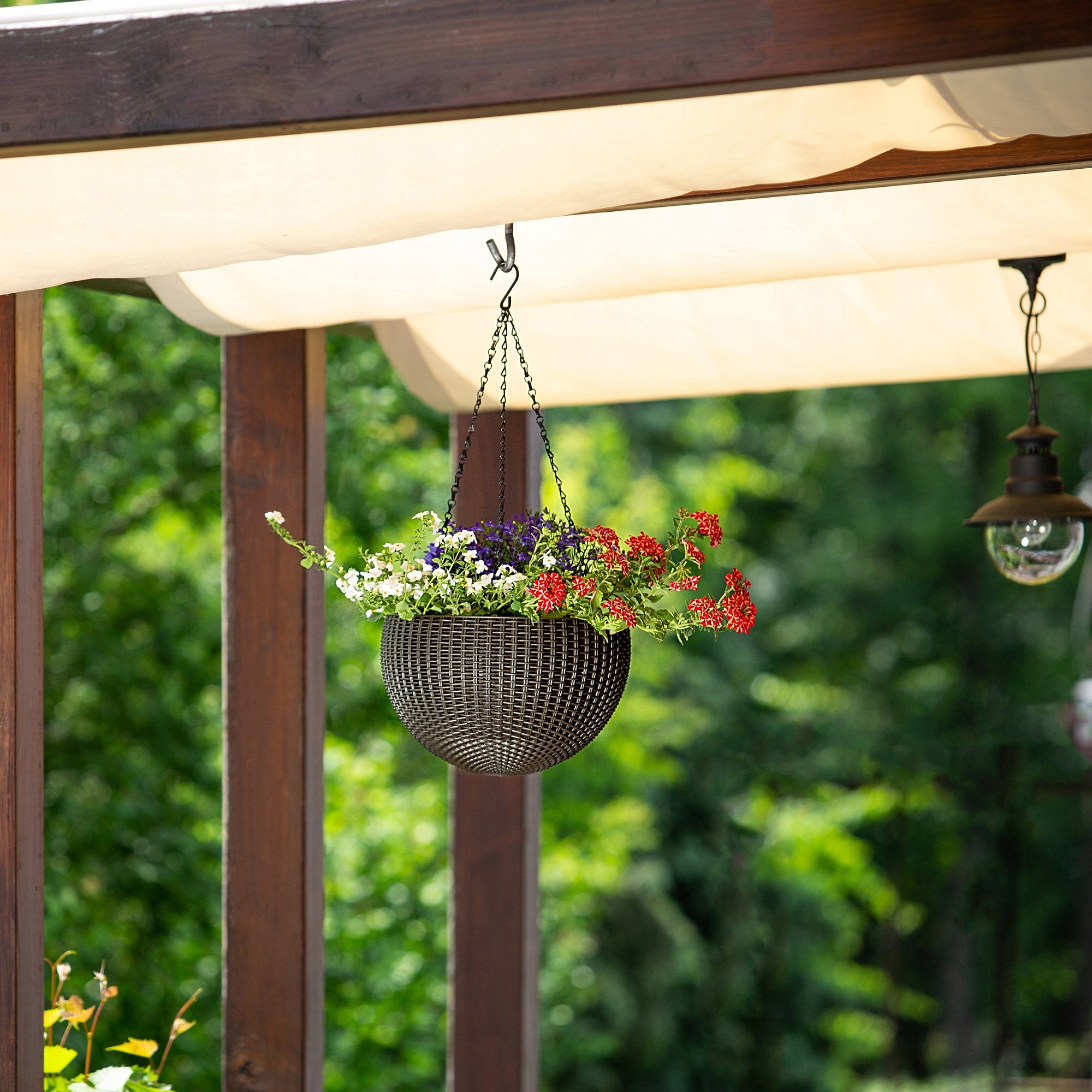 KETER POT HANGING HOOK AND CHAIN PLANTER BROWN Brand Keter