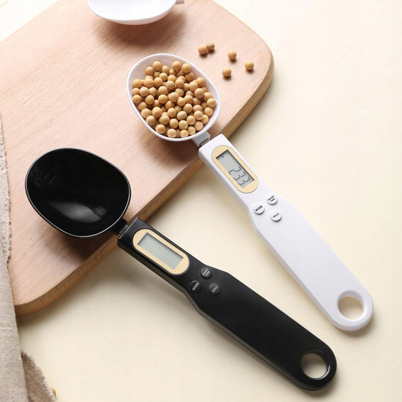 KITCHEN SCALE ELECTRONIC SPOON WITH MEASURING CUP LCD 500G BLACK MONTESSA Dominant color white