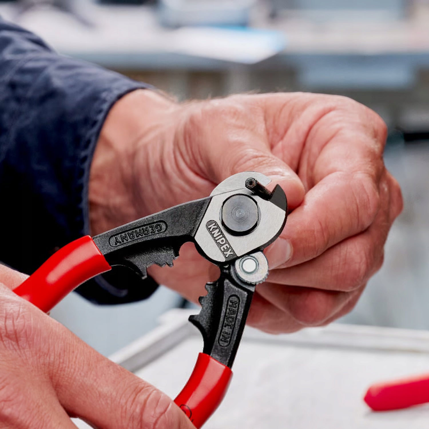 KNIPEX Forged steel rope cutting shears 190mm 9561190 Brand Knipex