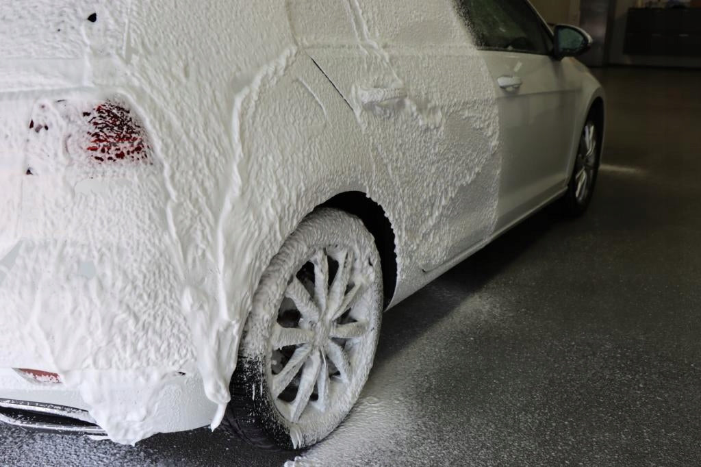 KOCH CHEMIE GSF Gentle Snow Foam 1l Strong Foaming Active Foam Manufacturer Koch-Chemie