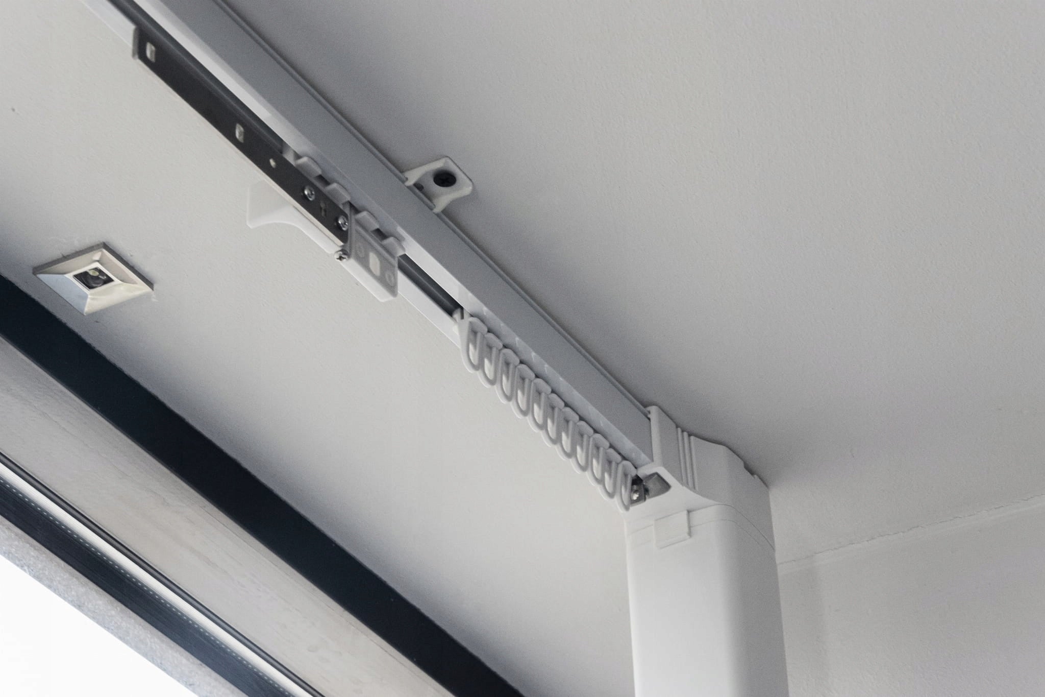 Einzelnes elektrisches Gesims Flexi 400 cm 