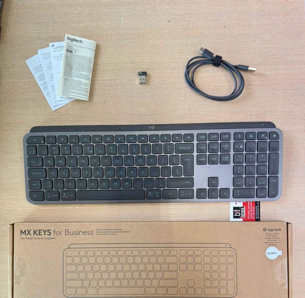 Keyboard Logitech MX KEYS wireless backlit 920-009415 Bluetooth Manufacturer code 920-009415