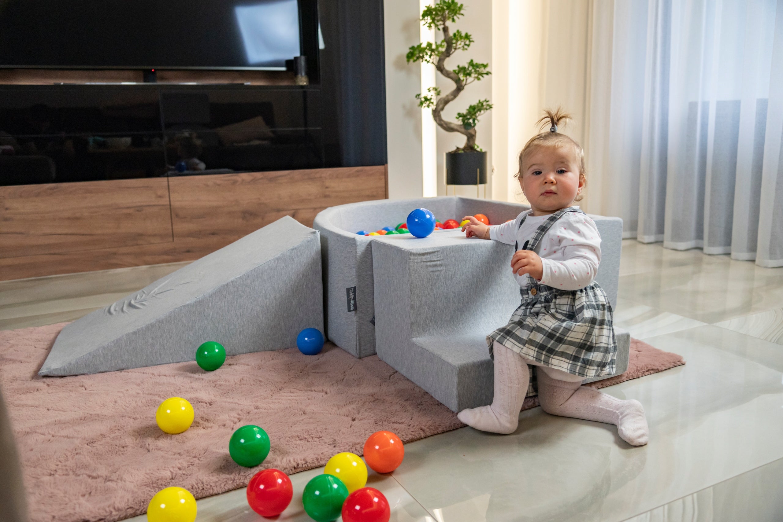 KiddyMoon Foam square toys DRY POOL 300 balls PPZP-TR30D-125 Brand KiddyMoon