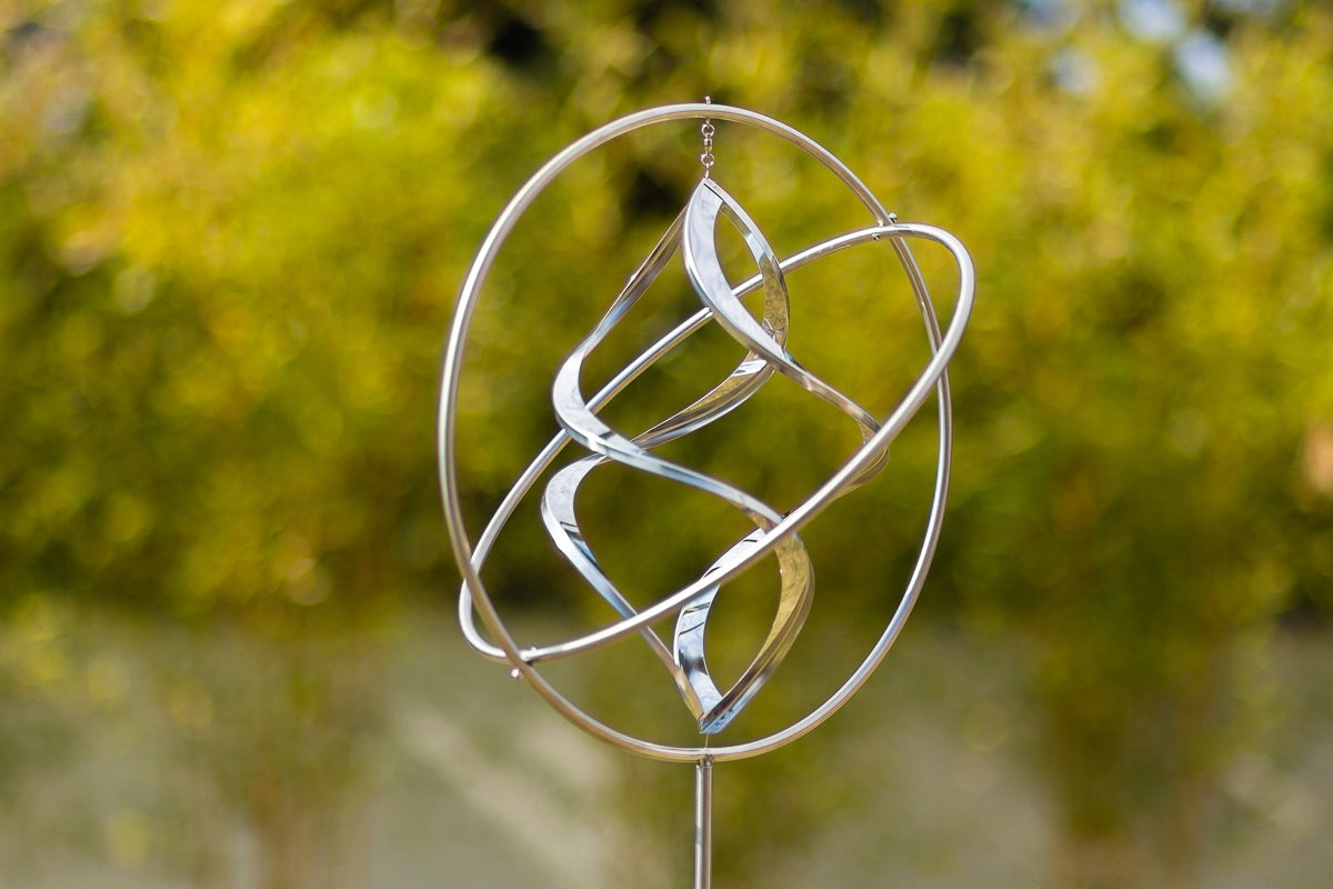Kinetic sculpture / decorative windmill with crystal.Made in PL Kind decoration