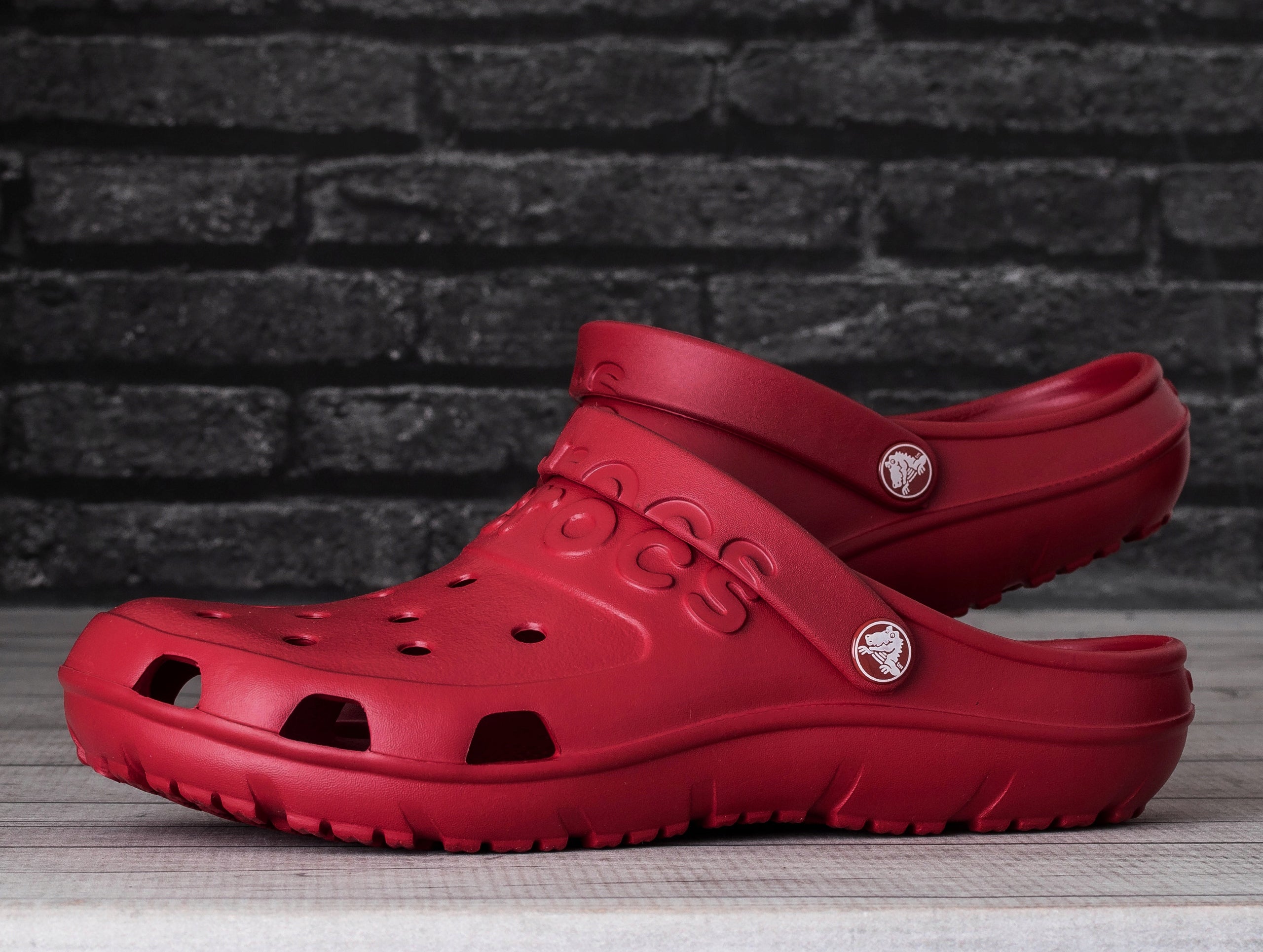 Crocs™ moteriškos šlepetės Classic, raudonos