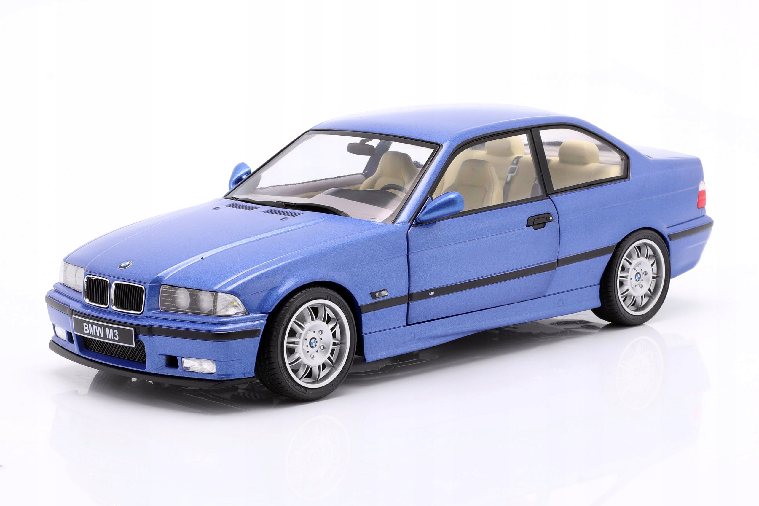Automodell BMW E36 M3 Coupé 1990, 1:18 