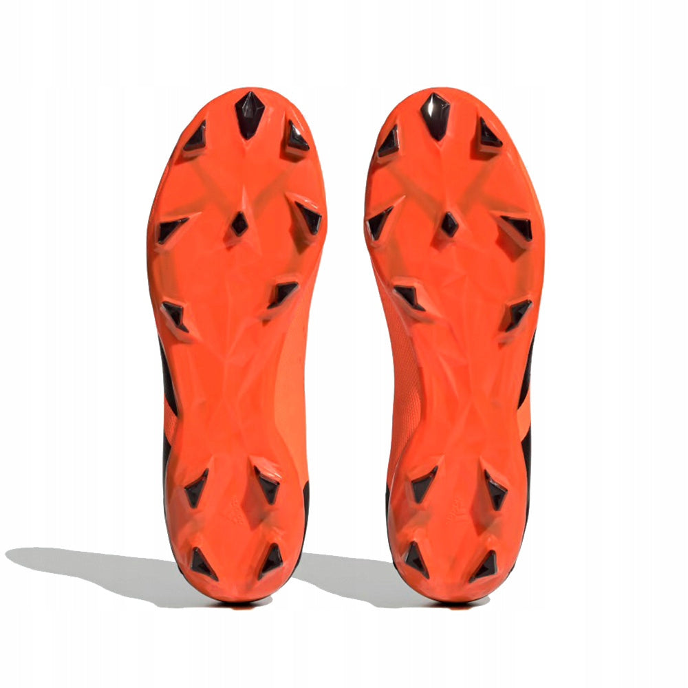 Futbolo bateliai Adidas, juodi