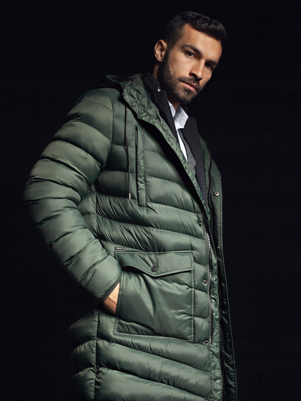 Herren-Winterparka-Jacke Ombre C555 dunkeloliv 