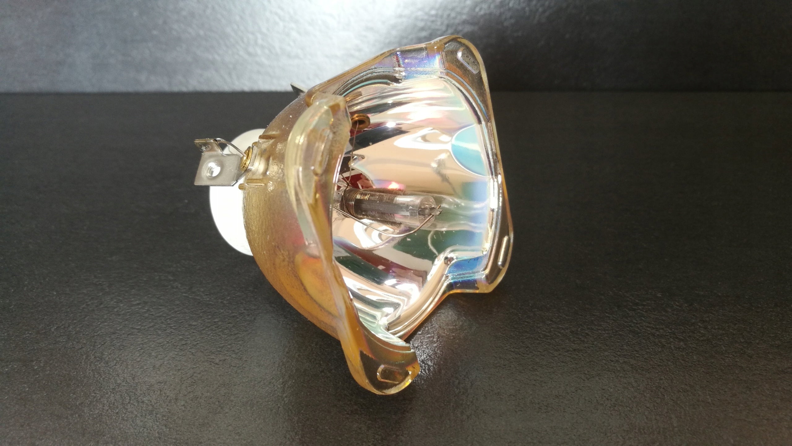 LAMP DWL2500 DXL2000 PDG-DWL2500 PDG-DXL2000 PDG-DXL2000E POA-LMP143 EAN (GTIN) 5904162407491