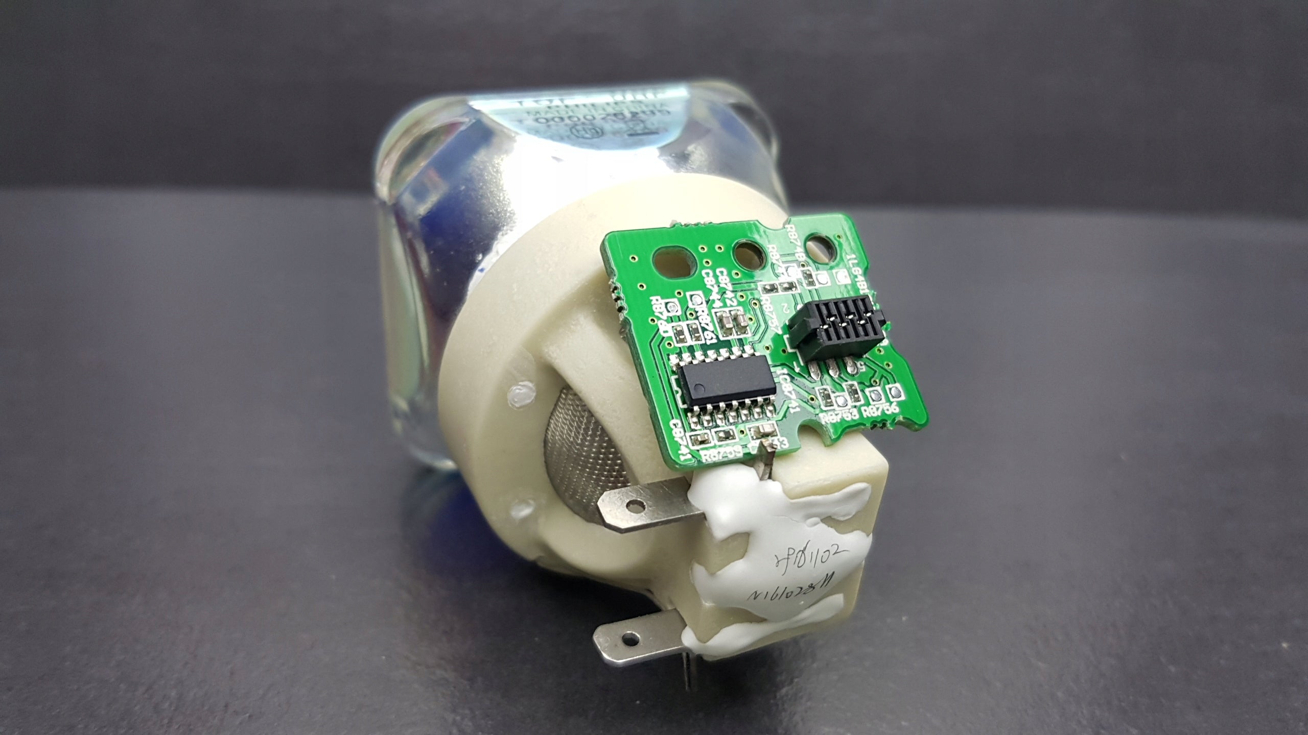 LAMP SANYO PLC-XU4001 PLC-WU3001 LMP150 POA-LMP150 Brand Sanyo
