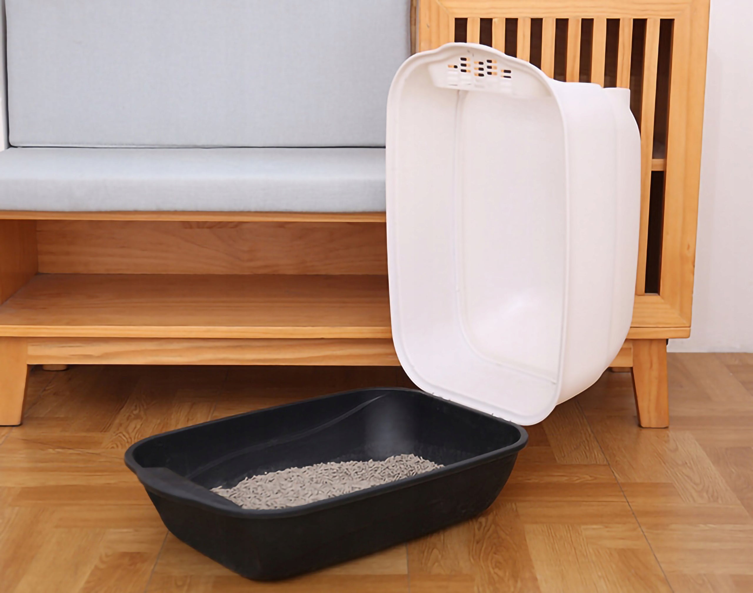 LARGE CLOSED CAT LITTER BOX with filter Color black