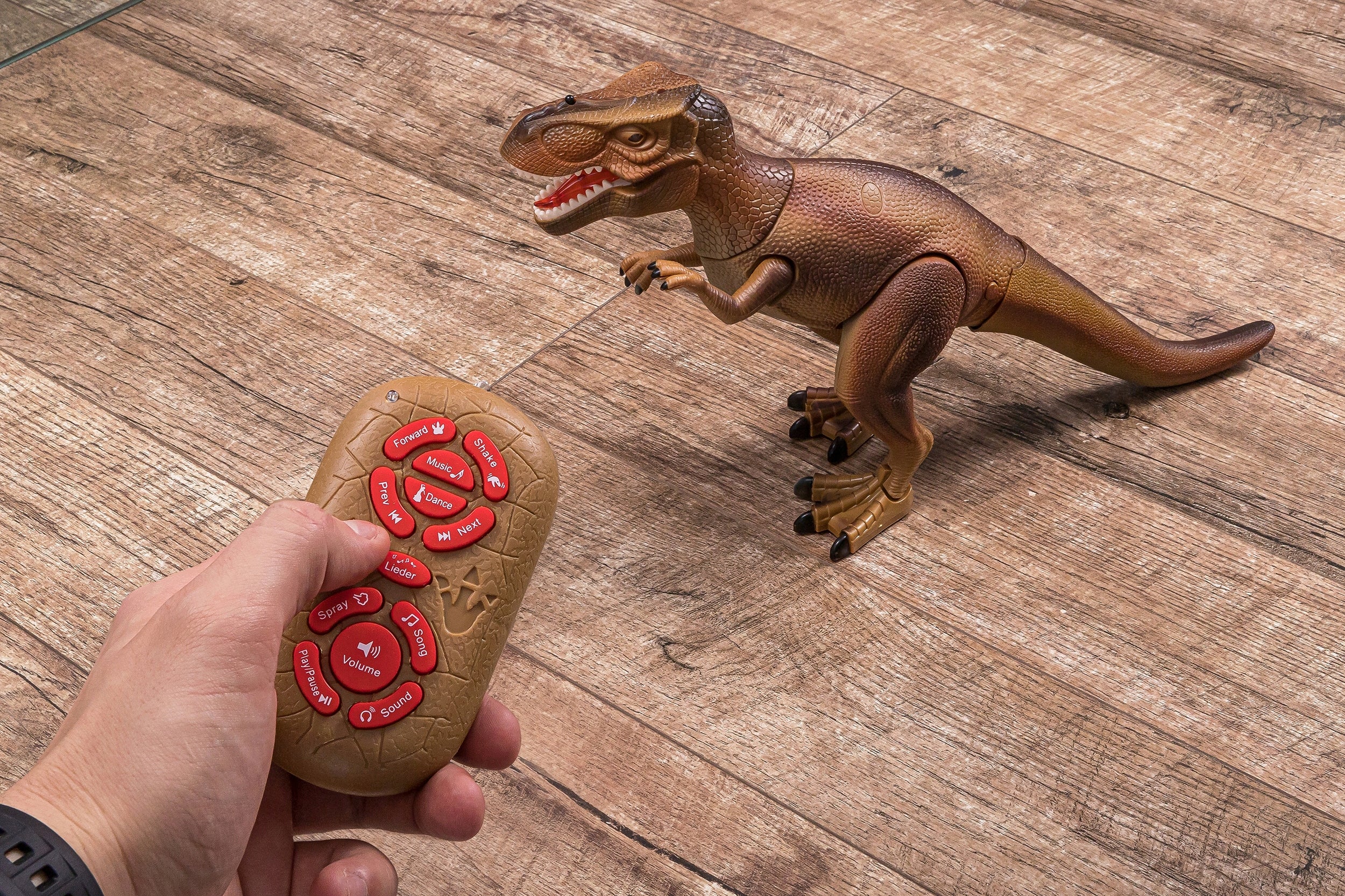 LARGE DINOSAUR T-REX WALKS ROARING GLOWING SMOKE Manufacturer code DUŻY DINOZAUR T-REX CHODZI
